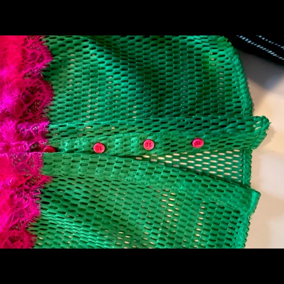 ⚫️ AMENPAPA ⚫️ - magenta + green lace/mesh combo blouse - Picture 4 of 4